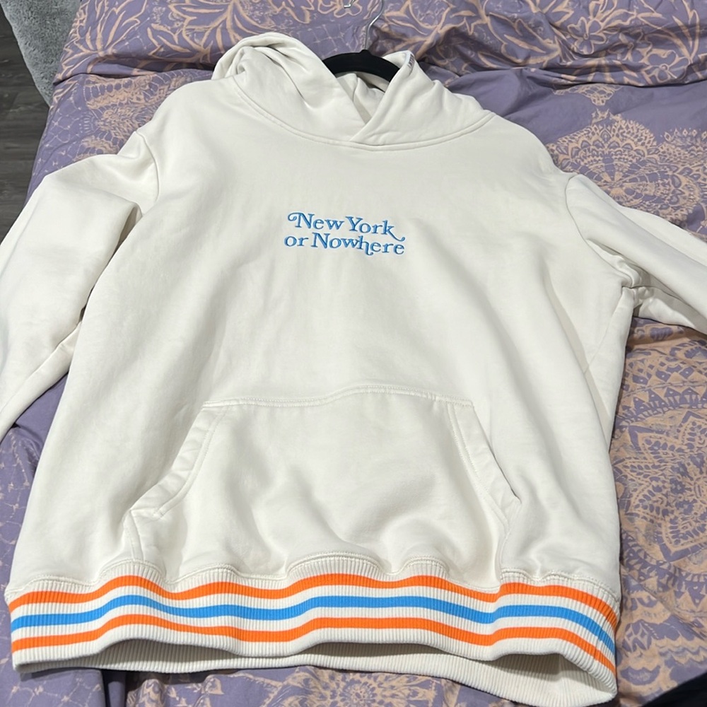 New York or Nowhere knicks sweatshirt